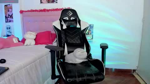 valentina  online show from 25, 2, 2026