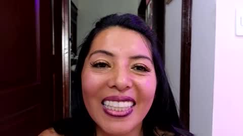 Katia collins online show from 8, 9, 2025