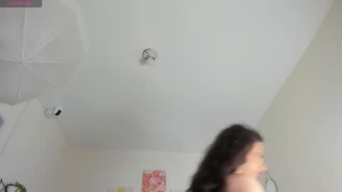 Snapshot of katia_gh chatting on 16, 10, 2025 Katia  online show from 16, 10, 2025