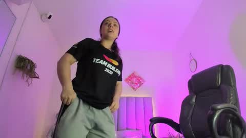 Snapshot of katia_gh chatting on 30, 10, 2025 Katia  online show from 30, 10, 2025