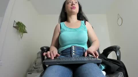 Katia  online show from 26, 11, 2025