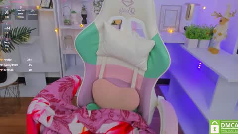 Katia  online show from 4, 1, 2025
