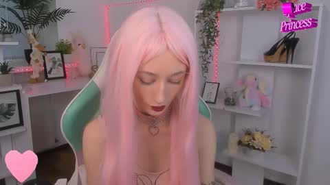 Katia  online show from 28, 10, 2025