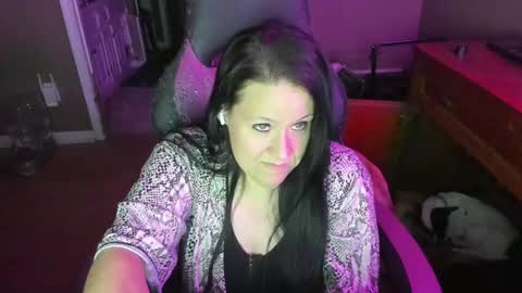 Snapshot of katie227 chatting on 9, 1, 2025 Katie online show from 9, 1, 2025