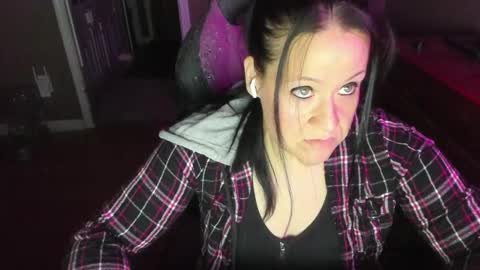 Snapshot of katie227 chatting on 12, 1, 2025 Katie online show from 12, 1, 2025