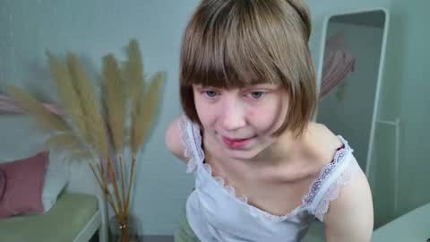 Snapshot of katie_ktk chatting on 21, 10, 2025 Katie online show from 21, 10, 2025