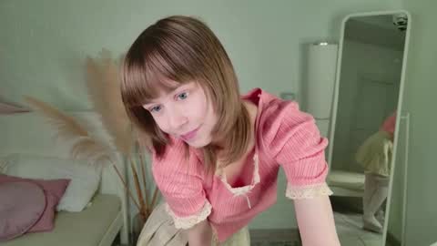 Snapshot of katie_ktk chatting on 24, 10, 2025 Katie online show from 24, 10, 2025