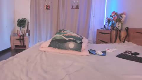 Snapshot of katie_ness chatting on 27, 10, 2025 Kate online show from 27, 10, 2025