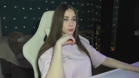 Snapshot of katie_taylorr chatting on 3, 12, 2024 Katie online show from 3, 12, 2024