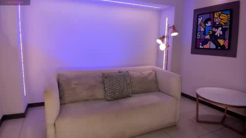 Snapshot of katieangel1 chatting on 25, 9, 2025 katieangel1 online show from 25, 9, 2025