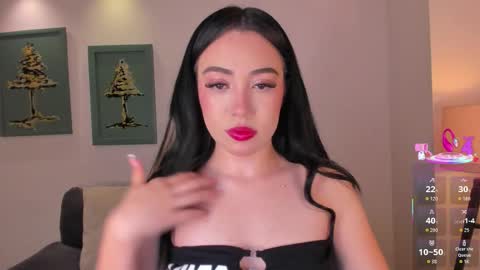 Snapshot of katieangel1 chatting on 7, 11, 2025 katieangel1 online show from 7, 11, 2025