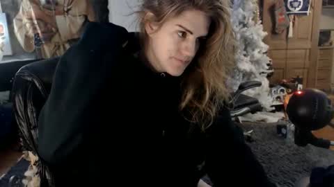 Katie online show from 19, 12, 2025