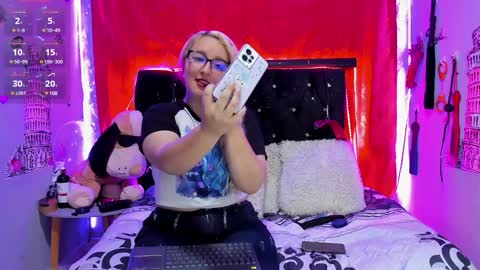 SHARON  KATIEE online show from 29, 1, 2025