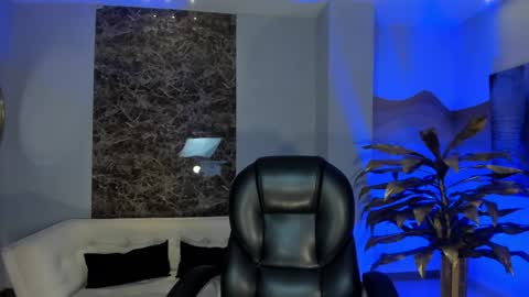 Snapshot of katiestonne chatting on 25, 3, 2026 Kate Stonne online show from 25, 3, 2026