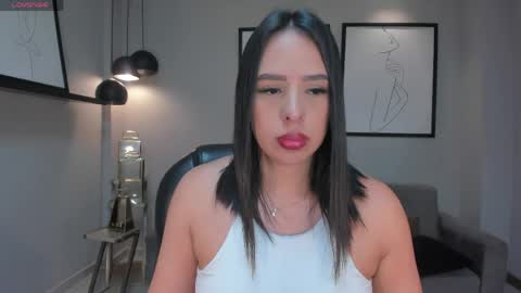 Snapshot of katiestonne chatting on 31, 3, 2026 Kate Stonne online show from 31, 3, 2026