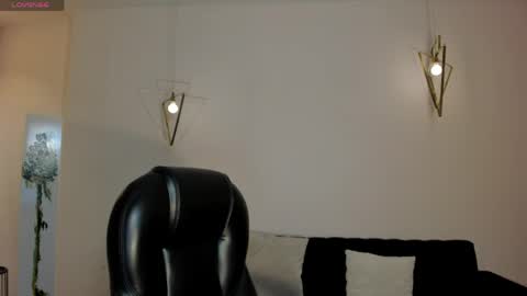 Snapshot of katiestonne chatting on 8, 4, 2026 Kate Stonne online show from 8, 4, 2026