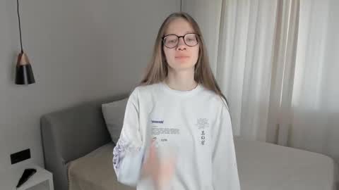 Scarlett online show from 17, 10, 2025