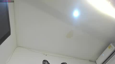 Snapshot of katitahotcam_ass chatting on 19, 10, 2025 katita online show from 19, 10, 2025