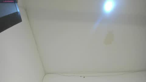 Snapshot of katitahotcam_ass chatting on 22, 10, 2025 katita online show from 22, 10, 2025