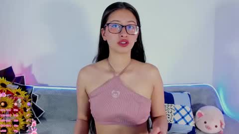 Snapshot of katnis_love_ chatting on 4, 6, 2026 Katnis online show from 4, 6, 2026