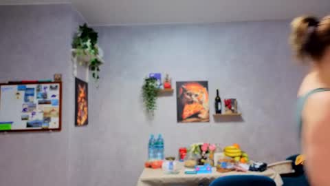 katniss_k online show from 14, 12, 2025