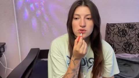 Snapshot of katrin_kristal chatting on 2, 6, 2026 naked in pvt show 100 tk online show from 2, 6, 2026
