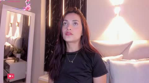 Snapshot of katrina_kaif_x chatting on 18, 5, 2026 Keyla online show from 18, 5, 2026