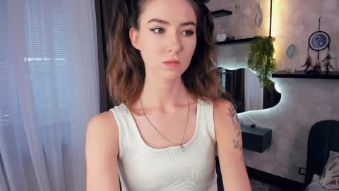 Kate Aurora online show from 3, 4, 2026