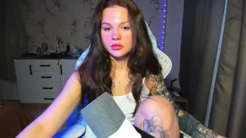 Snapshot of katrinasoul chatting on 14, 11, 2025 Katty online show from 14, 11, 2025