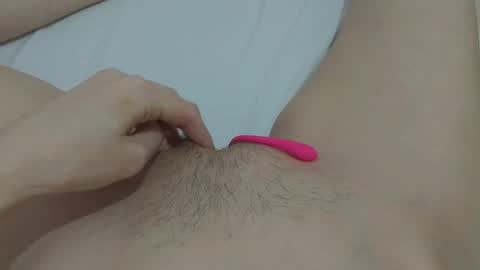 Snapshot of katrinna_arinna chatting on 16, 1, 2025 katrina dont forget to give me thumbs up online show from 16, 1, 2025