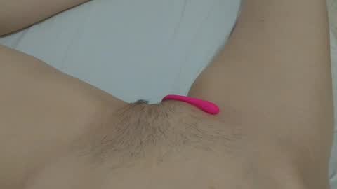 Snapshot of katrinna_arinna chatting on 25, 1, 2025 katrina dont forget to give me thumbs up online show from 25, 1, 2025