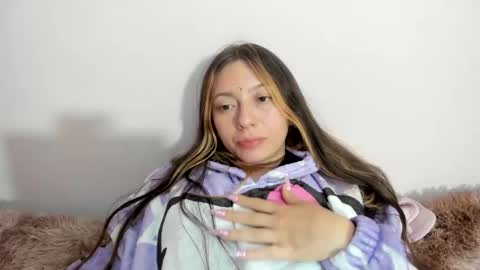 Snapshot of katrinrosex chatting on 23, 11, 2025 Katrin online show from 23, 11, 2025