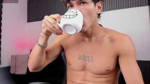 Snapshot of katt_diray chatting on 8, 4, 2026 katha Ray Independient Model online show from 8, 4, 2026