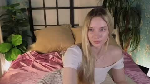 katt_yy online show from 10, 7, 2026