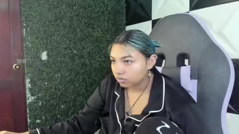 katteyes_ online show from 22, 3, 2026