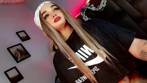 kattie_sweet_ online show from 2, 10, 2025