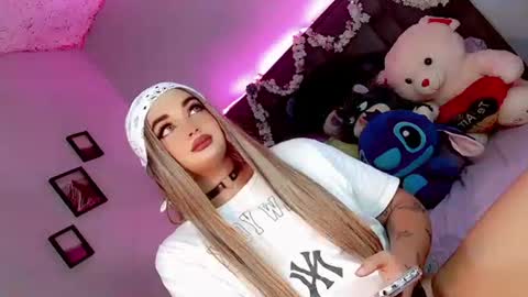 kattie_sweet_ online show from 9, 10, 2025