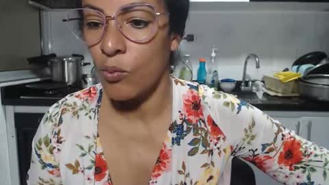 Snapshot of kattleyagray chatting on 1, 3, 2026 KattleyaGrey online show from 1, 3, 2026
