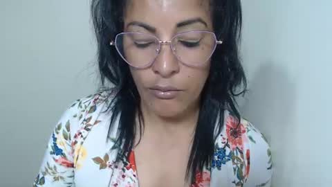 KattleyaGrey online show from 6, 7, 2026