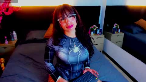 Katty Kiss  online show from 2, 5, 2026