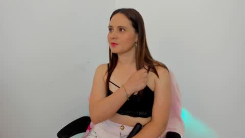 Snapshot of katty_rios1 chatting on 14, 10, 2025 Katty online show from 14, 10, 2025
