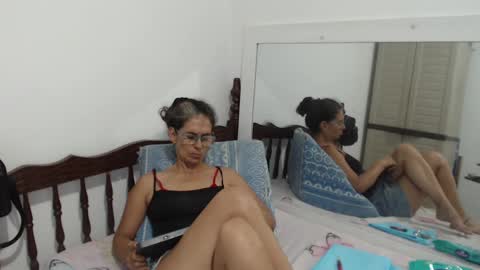 Snapshot of kattydirty144 chatting on 7, 1, 2025 angel online show from 7, 1, 2025