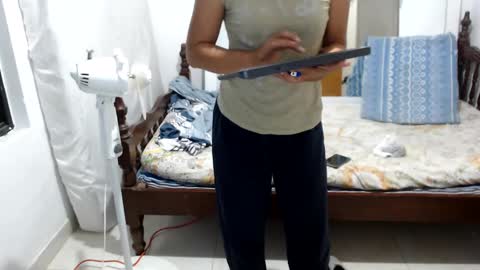 Snapshot of kattydirty144 chatting on 5, 2, 2025 angel online show from 5, 2, 2025