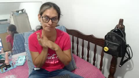 Snapshot of kattydirty144 chatting on 12, 3, 2025 angel online show from 12, 3, 2025