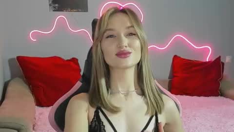 Snapshot of kattyfill chatting on 27, 10, 2025 KattyFillHot online show from 27, 10, 2025