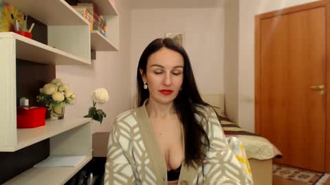 KattySapphire online show from 7, 3, 2025