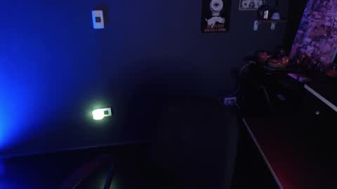      online show from 30, 10, 2025