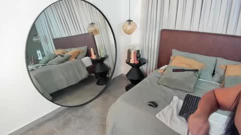 Snapshot of katuff chatting on 8, 11, 2025 katuff online show from 8, 11, 2025