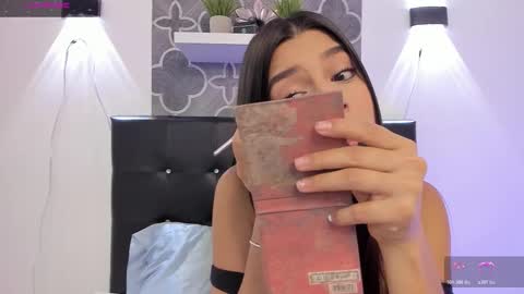 Snapshot of katy_babyg chatting on 24, 3, 2026 Katy 3 online show from 24, 3, 2026