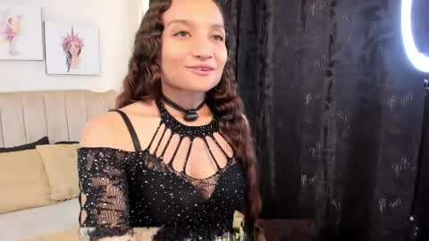 KATTY BLONDEE online show from 17, 4, 2026